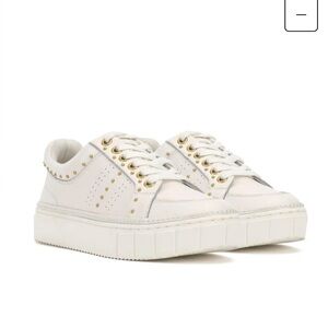 Vince Camuto | Rosanie Sneaker Size 8